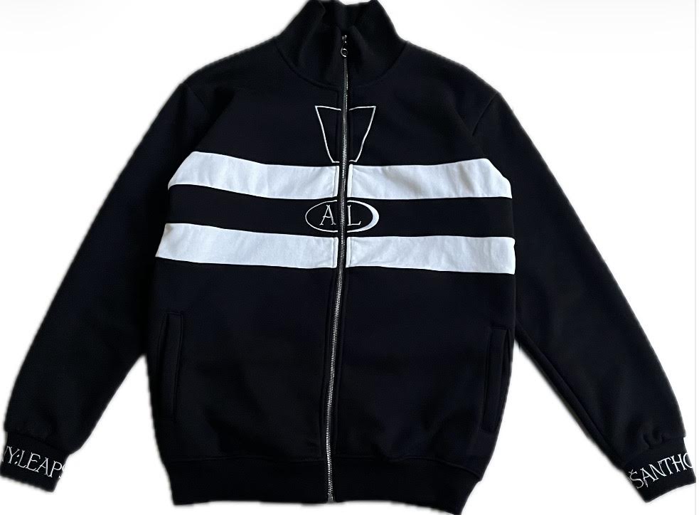 Anthony Leaps track top exclamation point