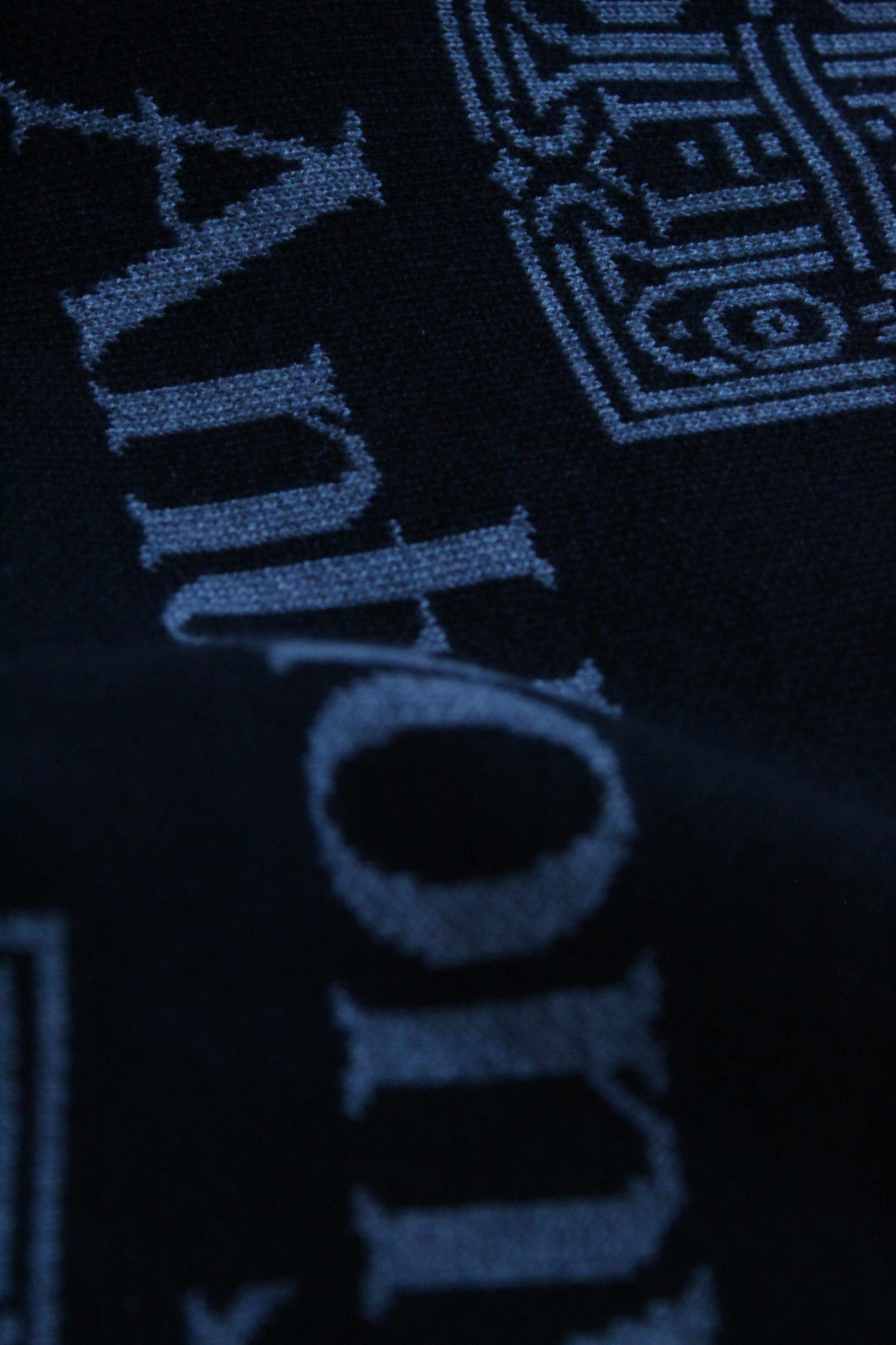 AL Signature Sweater