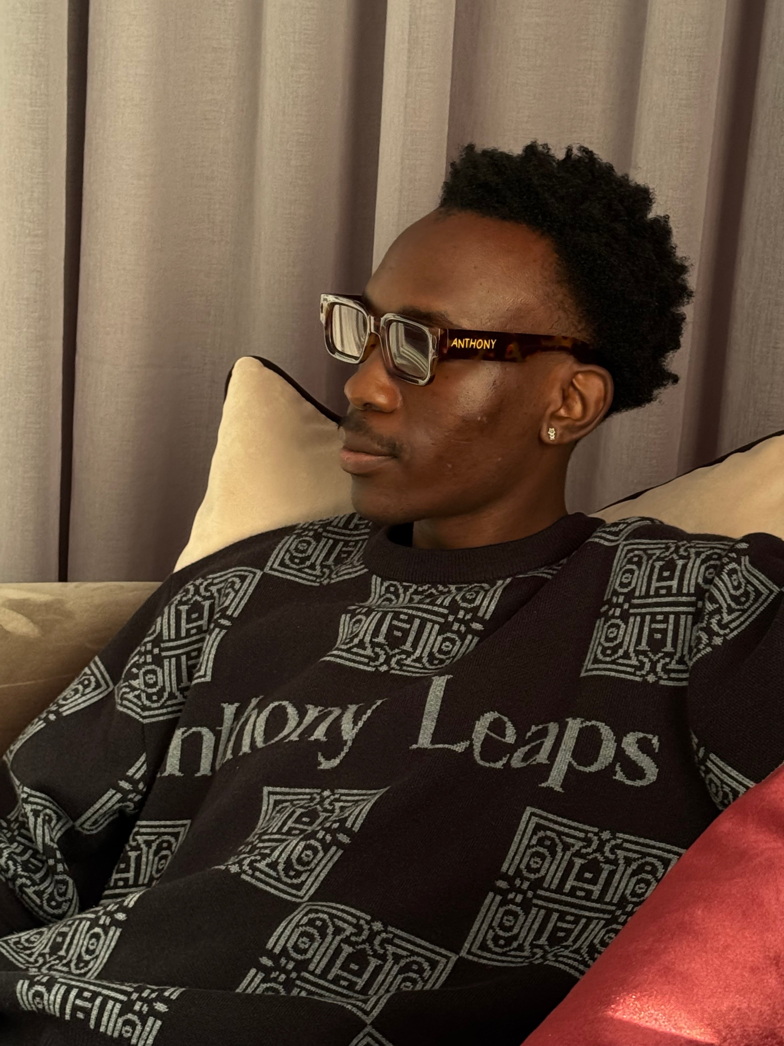 AL Signature Sweater